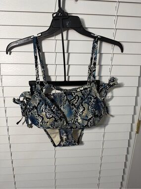 VENUS Blue Snake Print Bikini Set
